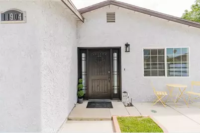11904 Gager Street, Sylmar, CA 91342 - Photo 4