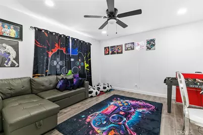 8801 Cedros Avenue #7, Panorama City, CA 91402 - Photo 16