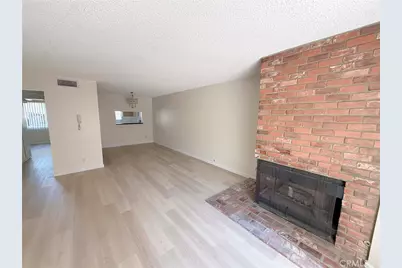 8744 Darby Avenue #14, Northridge, CA 91325 - Photo 6