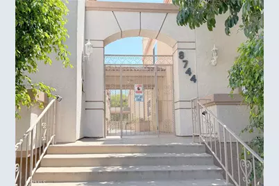 8744 Darby Avenue #14, Northridge, CA 91325 - Photo 2