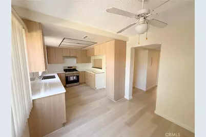 8744 Darby Avenue #14, Northridge, CA 91325 - Photo 10