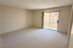 8744 Darby Ave, Northridge, CA 91325 - Photo 22