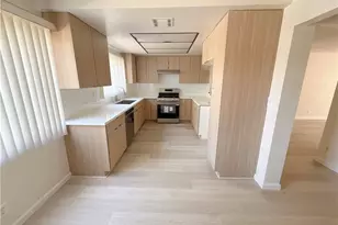 8744 Darby Ave, Northridge, CA 91325 - Photo 10