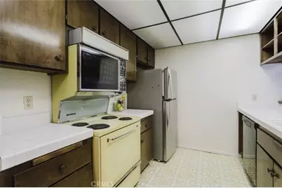 3481 Stancrest Drive #334, Glendale, CA 91208 - Photo 18