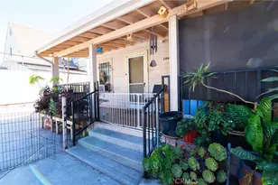 2006 12th, Los Angeles, CA 90006 - Photo 14