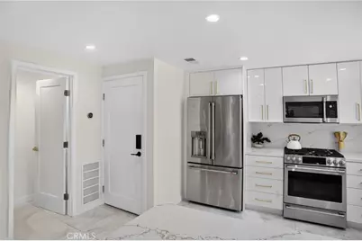 6301 Honolulu #16, Los Angeles, CA 91042 - Photo 14