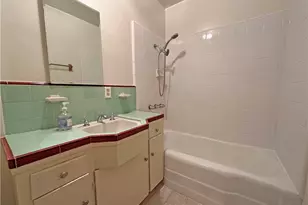 1609 E Chevy Chase Dr, Glendale, CA 91206 - Photo 14