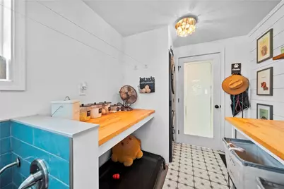 1021 N Lyman Avenue, Covina, CA 91724 - Photo 36
