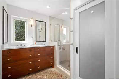1040 Hillcroft Road, Glendale, CA 91207 - Photo 28