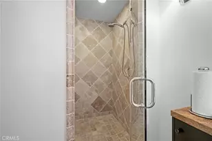 1040 Hillcroft Rd, Glendale, CA 91207 - Photo 22