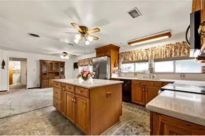 3255 Montrose, Glendale, CA 91214 - Photo 10