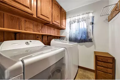 3255 Montrose, Glendale, CA 91214 - Photo 12