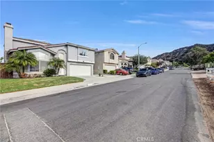 31344 Nichols Ln, Castaic, CA 91384 - Photo 2