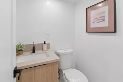 10234 Variel #12, Chatsworth, CA 91311 - Photo 14