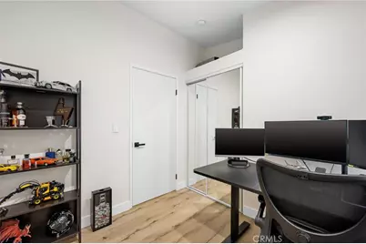 11300 Foothill Boulevard #63, Lake View Terrace, CA 91342 - Photo 20