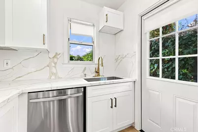 1205 Cole Avenue, Los Angeles, CA 90038 - Photo 8