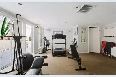 13220 Valleyheart Drive #202, Studio City, CA 91604 - Photo 10