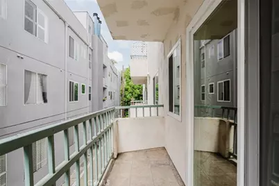13220 Valleyheart Drive #202, Studio City, CA 91604 - Photo 30