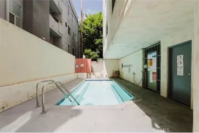 13220 Valleyheart Drive #202, Studio City, CA 91604 - Photo 8
