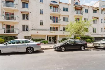 13220 Valleyheart Drive #202, Studio City, CA 91604 - Photo 2