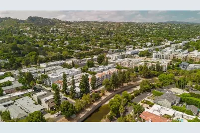 13220 Valleyheart Drive #202, Studio City, CA 91604 - Photo 58