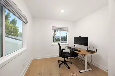 3929 El Moreno, La Crescenta, CA 91214 - Photo 30