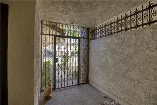 750 Galaxy Heights, La Canada Flintridge, CA 91011 - Photo 4