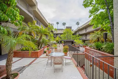 125 W Mountain Street #102, Glendale, CA 91202 - Photo 4