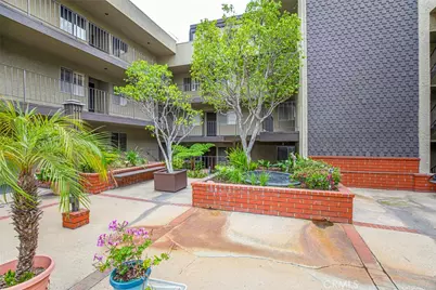 125 W Mountain Street #102, Glendale, CA 91202 - Photo 10