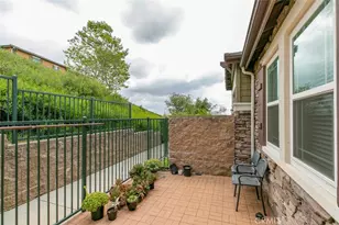 16652 Nicklaus Dr, Sylmar, CA 91342 - Photo 40