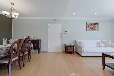 3220 Altura Avenue #217, Glendale, CA 91214 - Photo 4