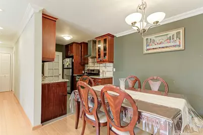 3220 Altura Avenue #217, Glendale, CA 91214 - Photo 10