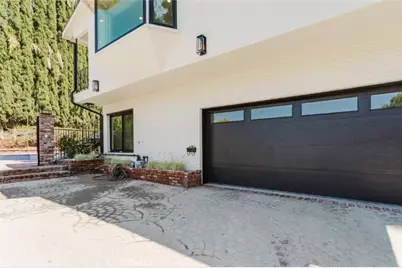 401 Brockmont Drive, Glendale, CA 91202 - Photo 38