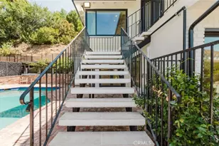 401 Brockmont Dr, Glendale, CA 91202 - Photo 34