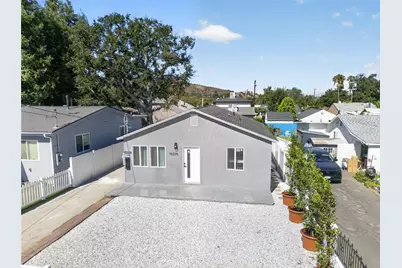 10335 -1/2 Scoville Avenue, Sunland, CA 91040 - Photo 4