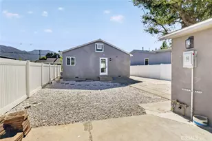 10335 Scoville Ave, Sunland, CA 91040 - Photo 48