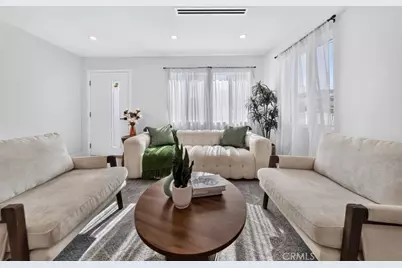 10335 -1/2 Scoville Avenue, Sunland, CA 91040 - Photo 18