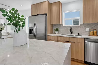 10335 -1/2 Scoville Avenue, Sunland, CA 91040 - Photo 34