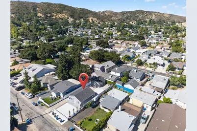 10335 -1/2 Scoville Avenue, Sunland, CA 91040 - Photo 8
