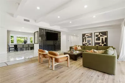 9253 White Oak Avenue, Northridge, CA 91325 - Photo 12