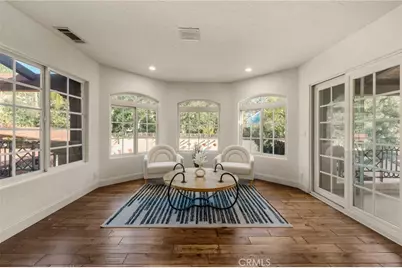 828 S Sunset Canyon, Burbank, CA 91501 - Photo 18