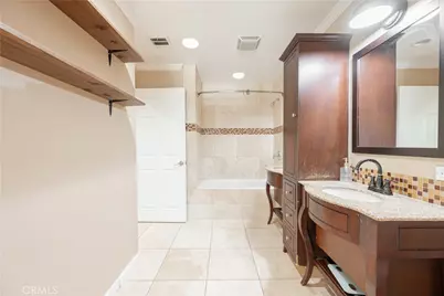 228 N Alexander Avenue, San Fernando, CA 91340 - Photo 14