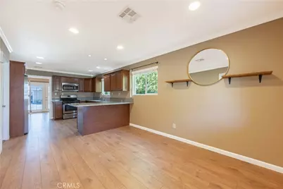 228 N Alexander Avenue, San Fernando, CA 91340 - Photo 6