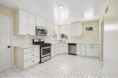 14514 Eastbrook Avenue, Bellflower, CA 90706 - Photo 10
