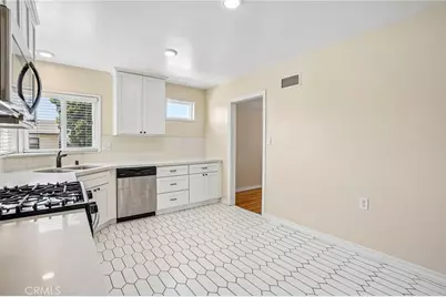14514 Eastbrook Avenue, Bellflower, CA 90706 - Photo 20