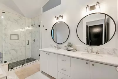 6013 Lubao Avenue, Woodland Hills, CA 91367 - Photo 16