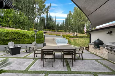 6013 Lubao Avenue, Woodland Hills, CA 91367 - Photo 28