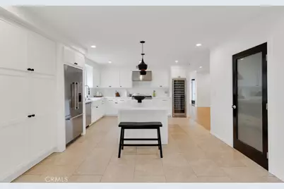 6013 Lubao Avenue, Woodland Hills, CA 91367 - Photo 10