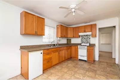420 W California Boulevard, Glendale, CA 91203 - Photo 32