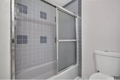 1425 Columbia Dr, Glendale, CA 91205 - Photo 22